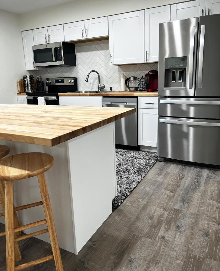 Anchorage Midtown Apartment- Wyoming 1 Εξωτερικό φωτογραφία
